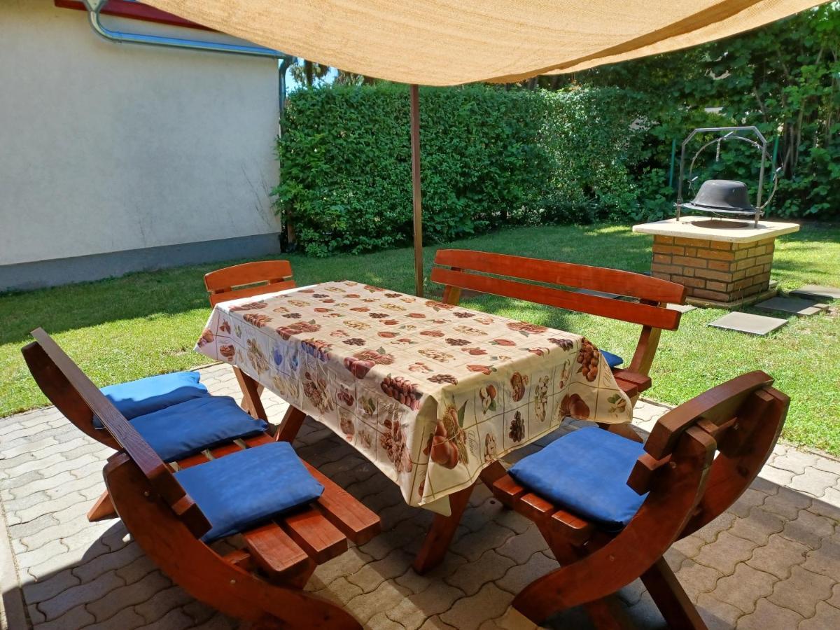 Willa Relax Ii. Vendeghaz Dunapataj Zewnętrze zdjęcie